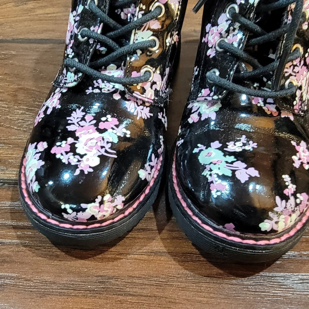 The Children's Place Floral Combat Boots